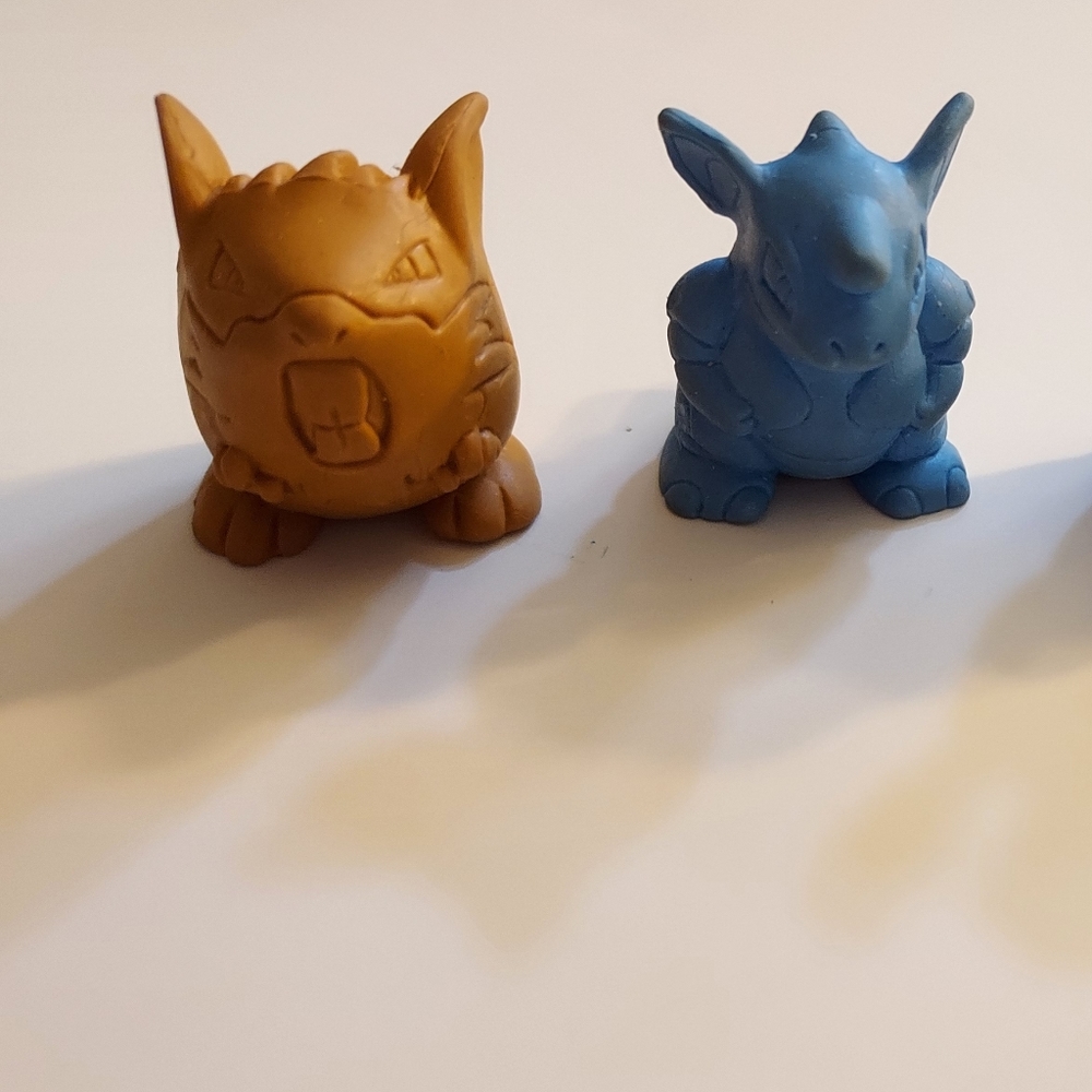 11 Pokemon 3D eraser figurines